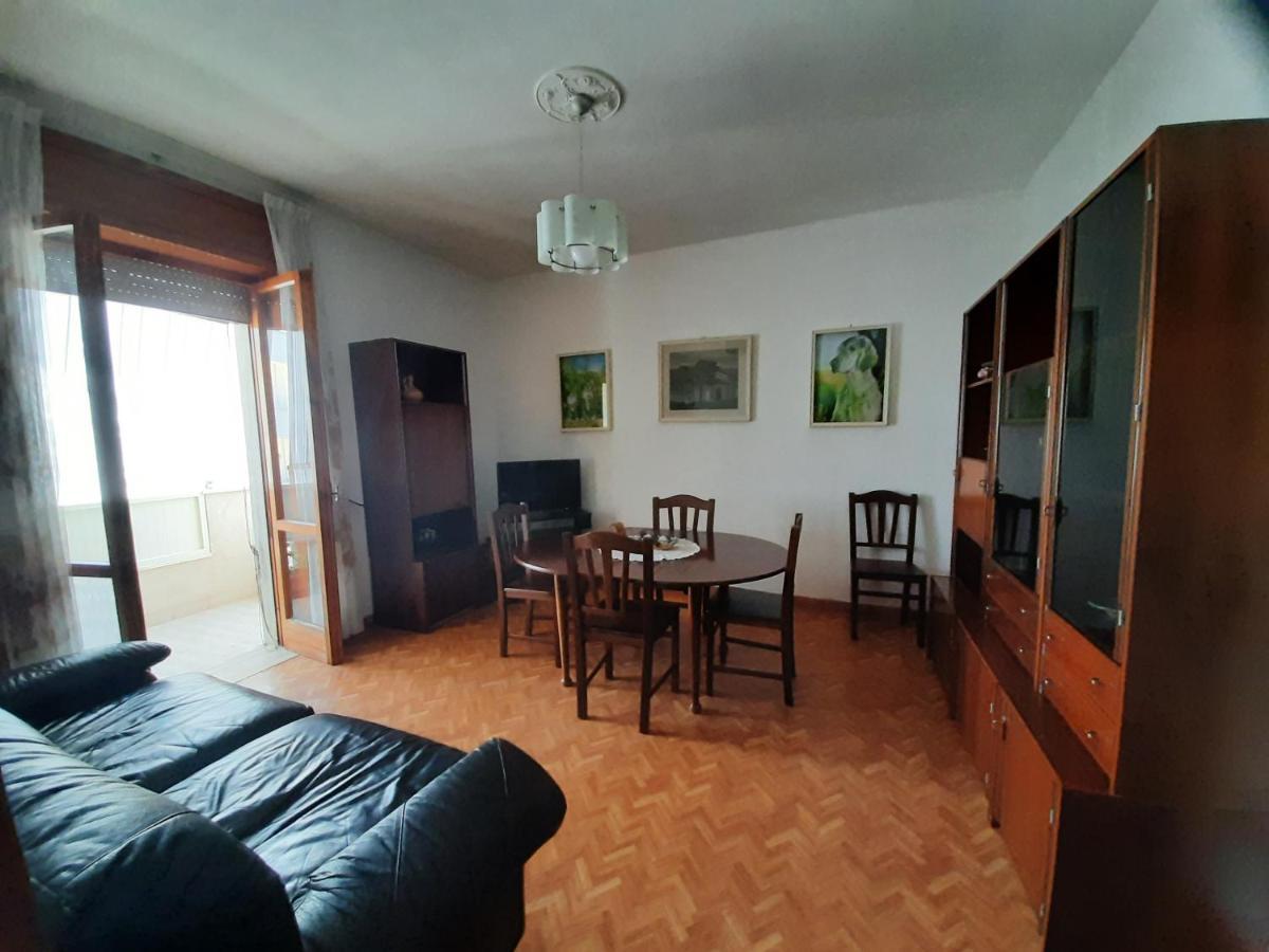 Casa Le Tre Grazie Leilighet Maglie Eksteriør bilde